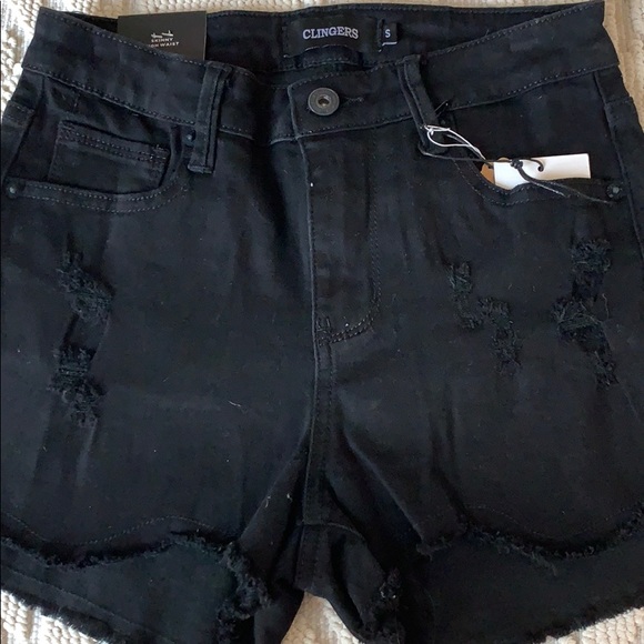 Black high waisted shorts, with distressing - Picture 3 of 3